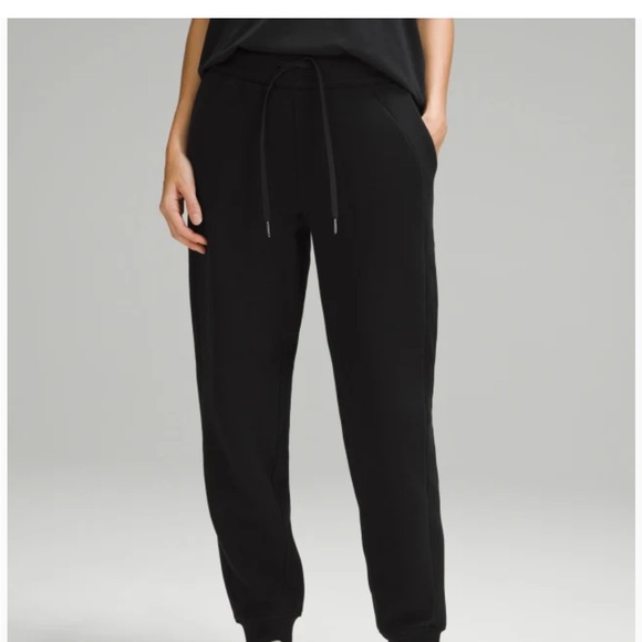 lululemon athletica Pants - Lululemon Athletica scuba Black Joggers